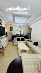  9 شقه طابق اول مع حديقه واسعه للبيع ابو نصير / مقابل الكليه البحريه