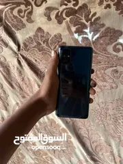  6 سامسونج M51 ذاكراته 128 RAM:8 GB جهاز مستخدم نضيف  بطاريتو 7000ملي امبير بدل على IPhone