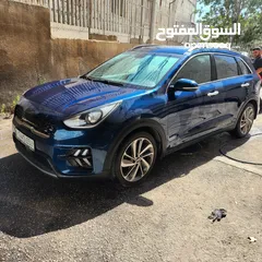  8 Kia nero 2018 فل اضافات البوز الجديد  سيارة جدا اقتصادية 18 ل 20 على اللتر