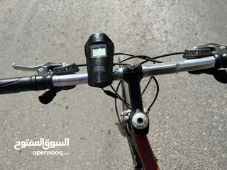  4 بسكليت سباق خفيف بسعر مغري