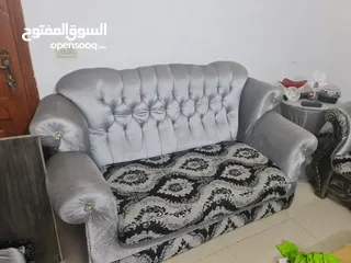  3 طقم كنب خليجي فخم للبيع