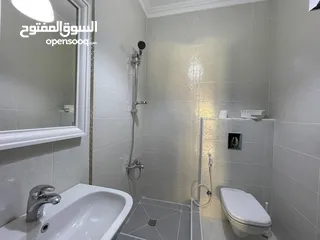  2 شقة مفروشة للإيجار في دير غبار  ( Property 39322 ) سنوي فقط