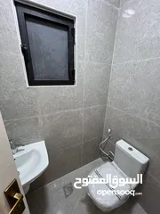 7 عمارة للبيع أربع شقق طابقية مساحة الشقة 148 متر في ماركا الشمالية قرية خالد بن الوليد