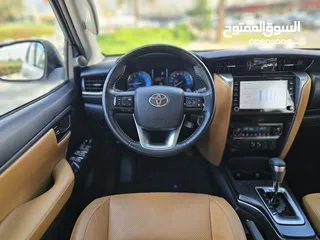  16 TOYOTA FORTUNER 2022 VXR GCC FULL OPTION UNDER WARRANTY