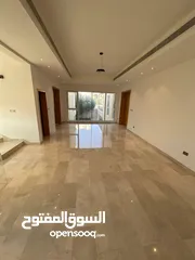  4 LUXURY PALAC IN PRIVET PALACE IN QURUMNEAR BRITCH SCHOOL