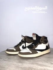  4 Authentic Nike shoes for sale reply to know the price and the sizes