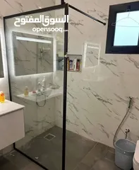  2 الالمنيوم وزجاج سكريت