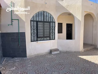  2 شاليه في قرية النخيل صيانه حديثه