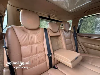  12 Porsche Cayenne S 2006 model golden color special edition top of the range for sale.