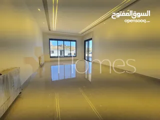  1 شقة ارضية مع حديقة للبيع في قرية النخيل بمساحة بناء 220م