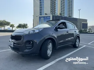  2 Kia Sportage