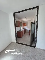  3 شقة للبيع في بيرنبالا بسعر مغري