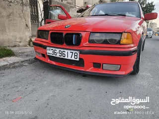  8 سيارة وطواط للبيع