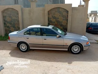  4 بي ام فيه خامسة