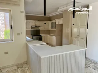  8 شقه طابق اول من فيلا فارغه للإيجار في دابوق - ref : 14625