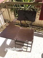  3 مقاعد طلاب بحالة ممتازة