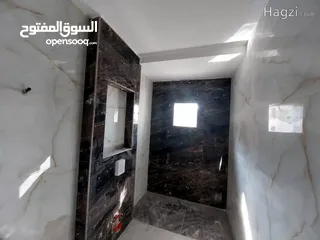  4 شقة طابق ثالث مع روف بمساحة 265 للبيع في تلاع العلي ( Property ID : 30170 )