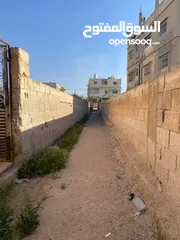  7 منزل عائلي طابقين الزرقاء