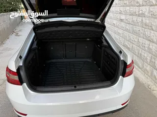  7 سكودا سوبير 2022 للبيع