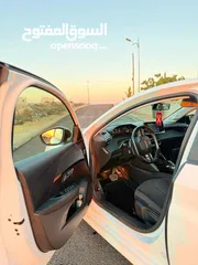  5 بيجو 208 2022