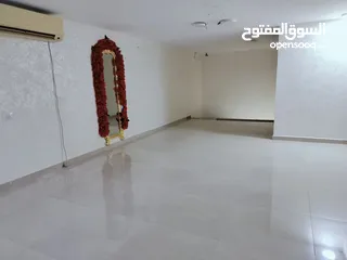  7 تأجير محل مشطب سوبر ديلوكس بالقرب من بنك فلسطين، شارع مجمع المحاكم
