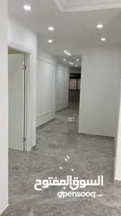  2 شقه للبيع مزموريا 200 متر سعر ع كاش 700 نص بنص 750 يطرح البركة لصاحبي النصيب
