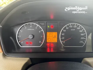  8 ميتسوبيشي 2011Glx