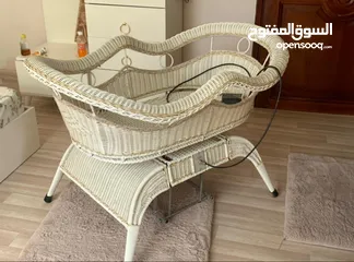  1 سرير اطفال هزاز كهرباء من الخزف