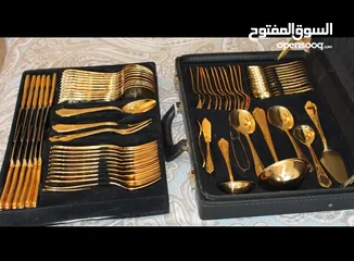  4 طقم سفره معالق وشوك وسكاكين فاخر مكون من 70 قطعه طلاء ذهب 24