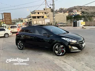  1 سيارة اي ثيرتي للبيع