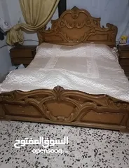  1 غرفه نوم موديل قديم خشب جيد ولا يوجد كسر فيها بحاله جيده