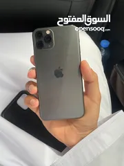  5 ايفون 11 pro  للبدل مع xs max او 12 pro  مع زياده الفارق max