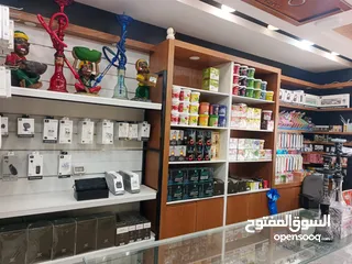  4 محل للبيع في المصايف – على الشارع الرئيسي المساحة: 60 متر مربع- المحل شغّال حالياً في بيع الدخان