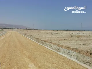  3 قطعة ارض للبيع في منطقة البحر الميت