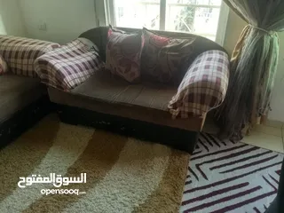  4 طقم كورنر + قطعه ثلاثيه قابل للفتح إلى سرير