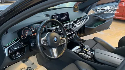  8 BMW 530e / 2019 عداد قليل / شبه شركة