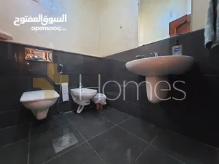  17 فيلا مع مسبح للبيع في الظهير بمساحة بناء 1200م