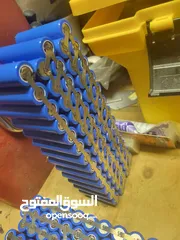  2 بطاريات شحن اصليه لجميع السكوترات وسيارات الاطفال