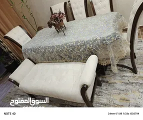  1 غرفت ضيوف تفصيل مستعمل بحاله الجديد مع طاولت سفره مع سجاده معطاوله