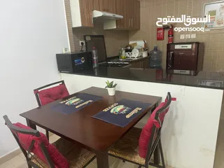  8 عقار للبيع