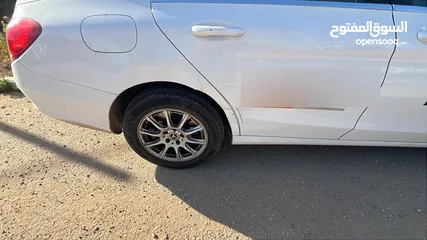  4 مرسيدس بنز للبيع