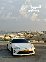  2 للبيع او للبدل GT86بروشارج