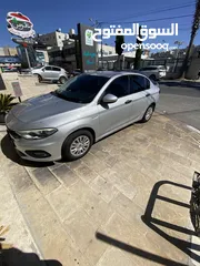  2 2017 Fiat tipo