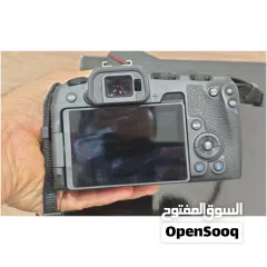  4 للبيع كاميرا Canon RP