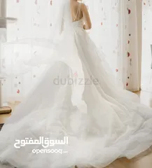  1 wedding dress