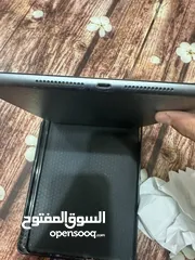  4 آيباد الجيل التاسع