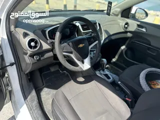  3 Chevrolet Aveo 2017