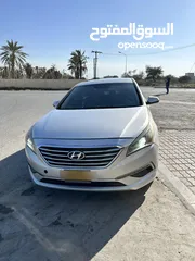  5 Hyundai Sonata SE 2015 Mint condition