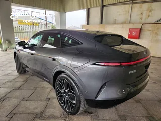 23 شانجان افاتار موديل 2023 AVATR 11 دفع كلي AWD وثنائي