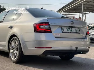  1 SKODA OCTAVIA 1,500 TSI A